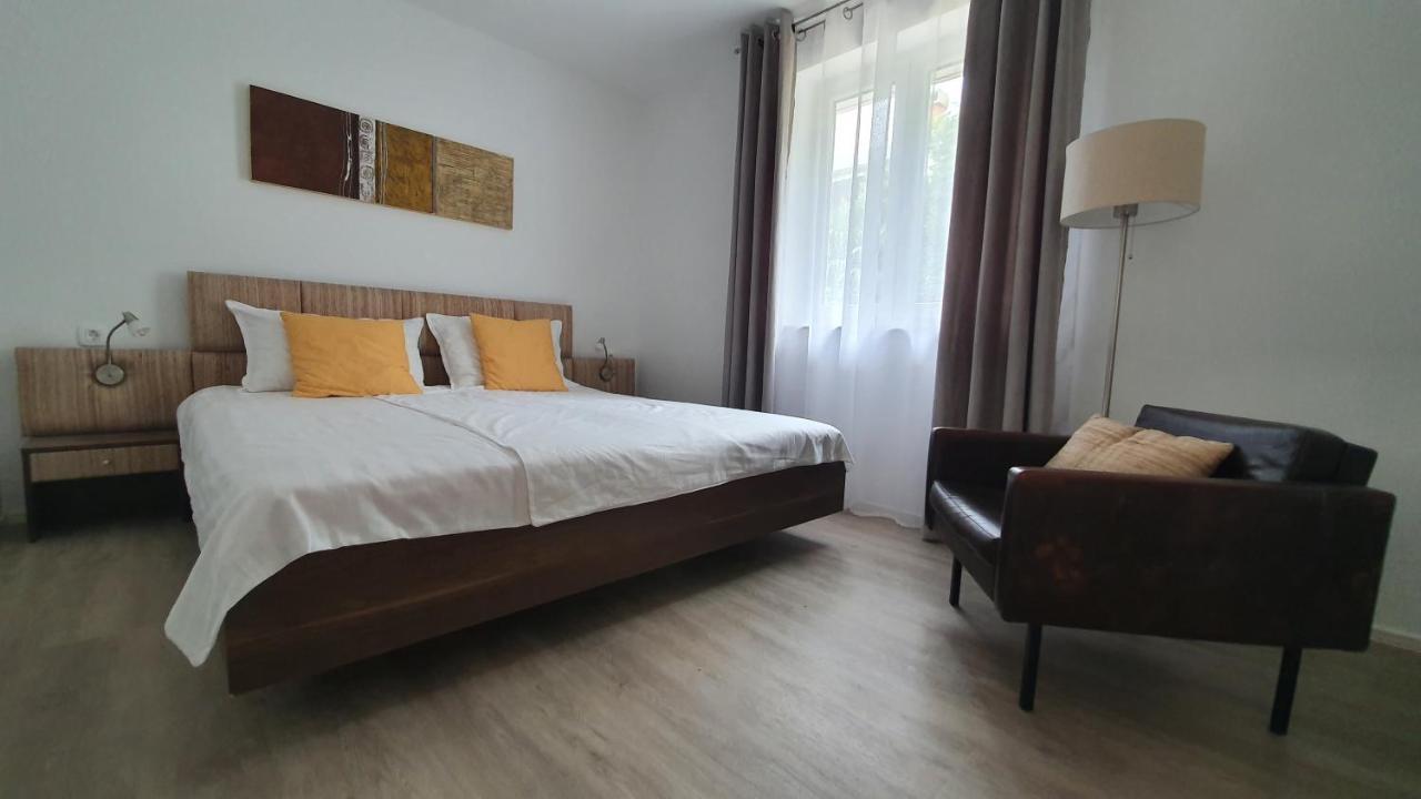 Divine View Apartma Njivice Exterior foto